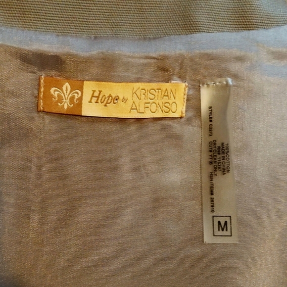 Kristian Alfonso NWOT's Women's Peacoat with Gold Button Accents Sz Med - Picture 8 of 9